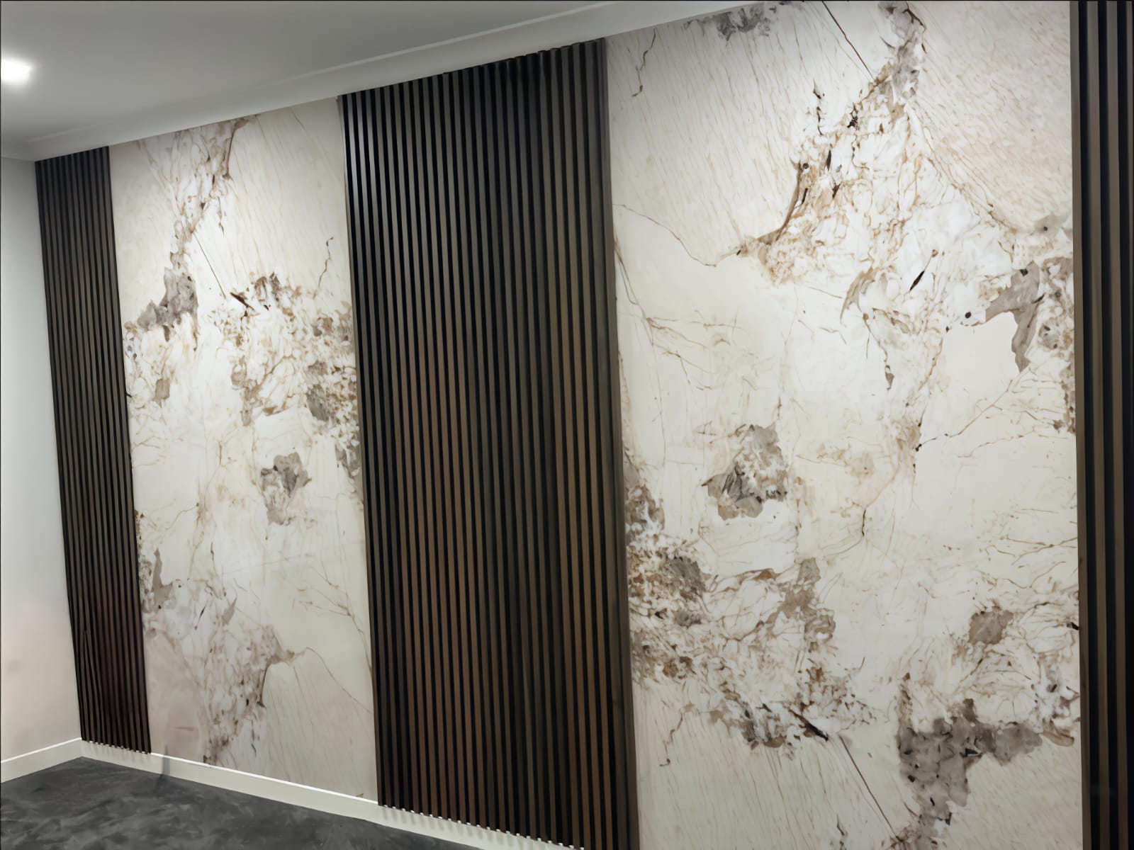 Ivory UV Panel detail view Melbourne | THQ